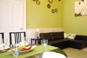 Гостиница Vivid Rozsa Apartment  Будапешт